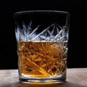 Drinks Arena Glass of whiskey